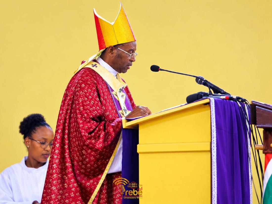 #Burundi : 33 ans après l’assassinat de Melchior Ndadaye, Mgr Banshimiyubusa appelle les dirigeants à servir l’intérêt général