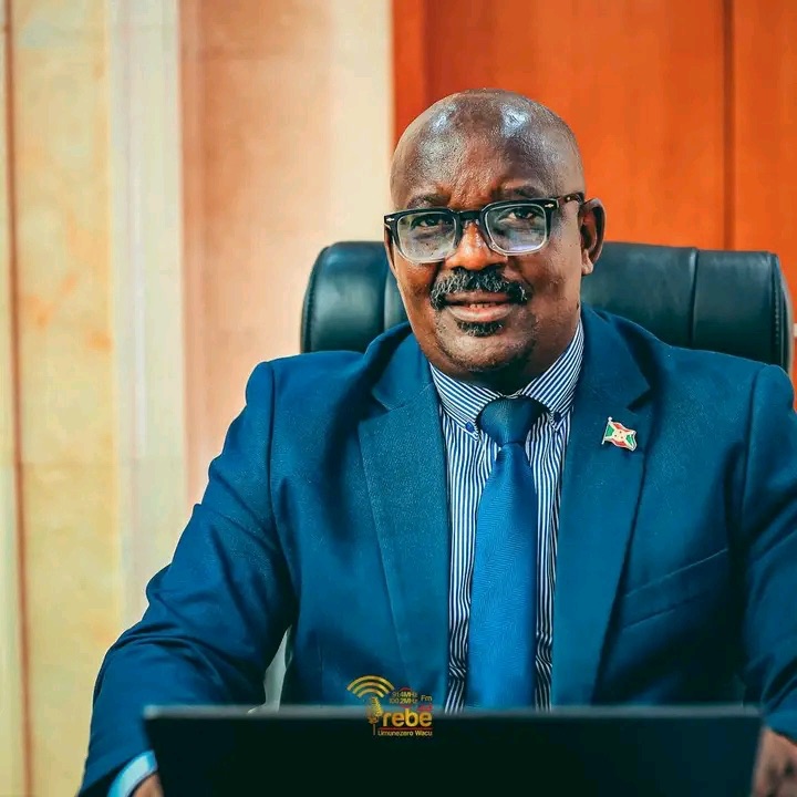 Le gouvernement félicite le président Évariste Ndayishimiye
