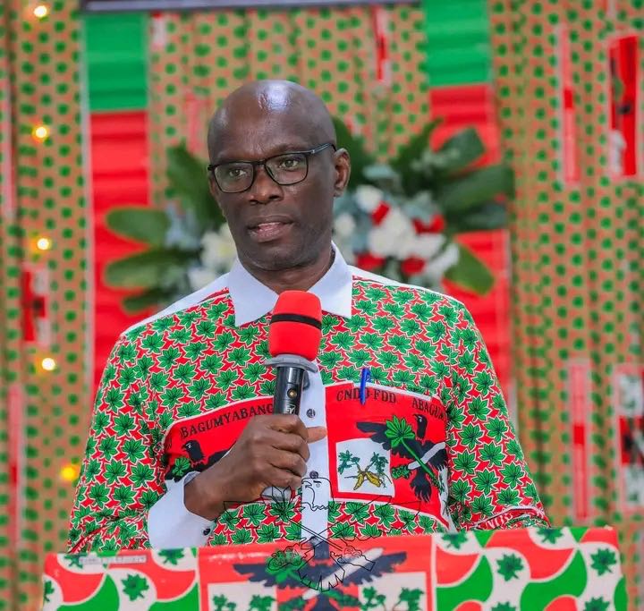 Révérien Ndikuriyo appelle les Bagumyabanga à l’unité pour vaincre la faim
